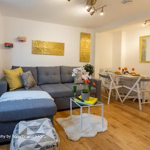 charming-apartment-next-to-brighton-station.brighton-hotels-england.com/